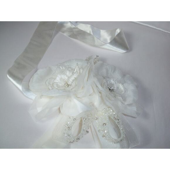 White satin flower floral bridal wedding dress rhinestone bridal dress belt sash - Picture 4 of 7